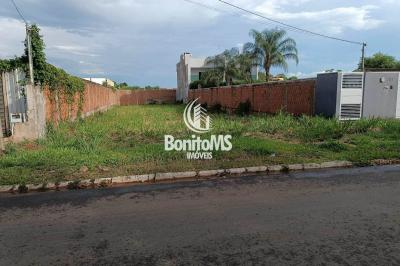 Terreno à Venda – Vila Donária