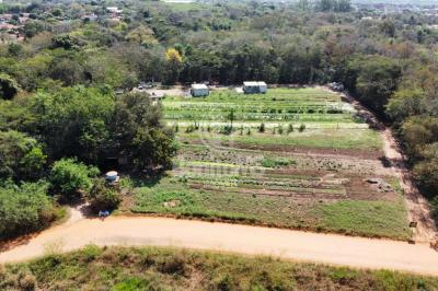 Área de 15.000m² à 500 metros do Centro