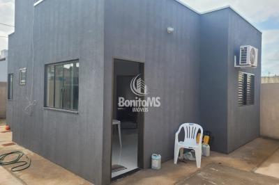 Casa em laje na Vila Donaria